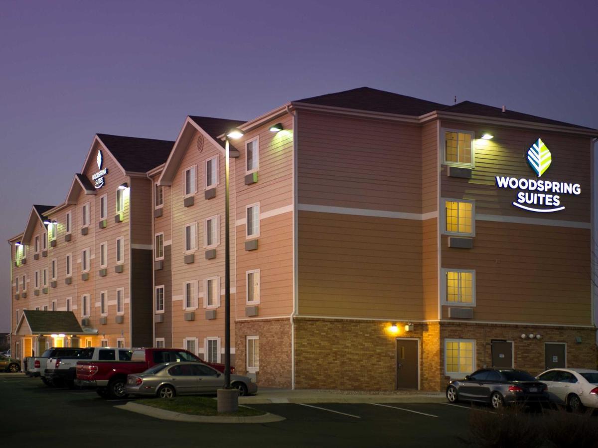 Woodspring Suites Lincoln Northeast I-80 Extérieur photo
